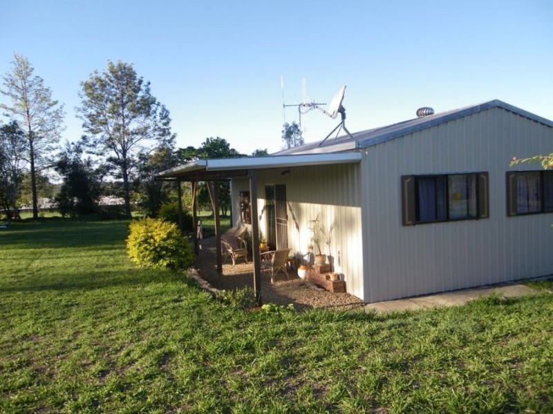 7 Curlew Court, Moolboolaman QLD 4671