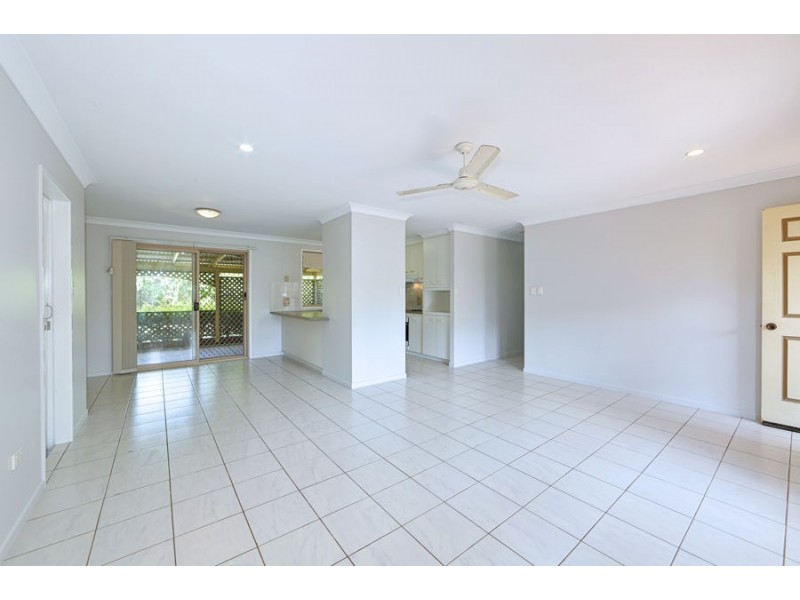 10 Ocean View Place, Elliott Heads QLD 4670