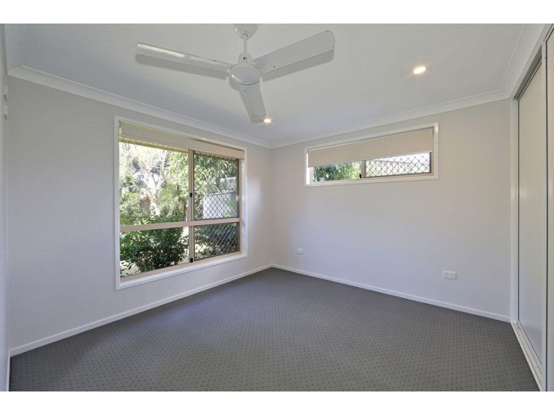 10 Ocean View Place, Elliott Heads QLD 4670