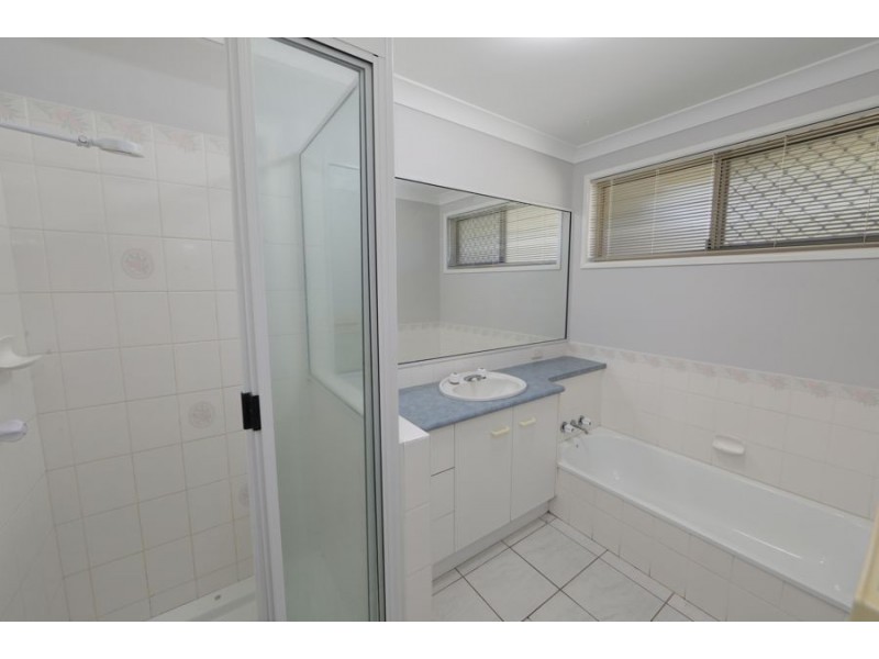 10 Ocean View Place, Elliott Heads QLD 4670