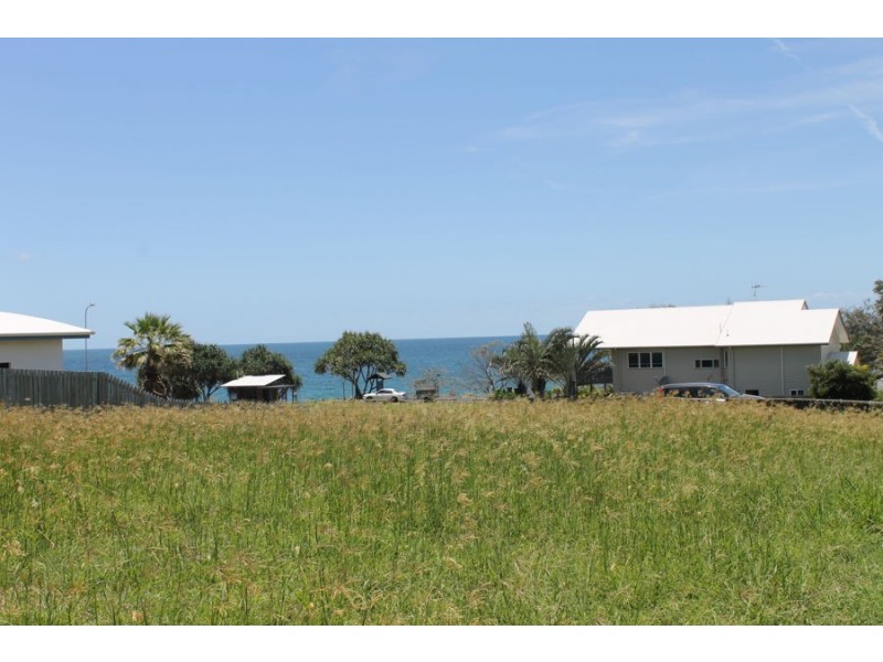 132 Barolin Esplanade, Coral Cove QLD 4670