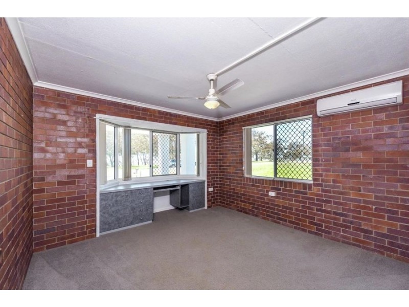41 Sea Esplanade, Burnett Heads QLD 4670