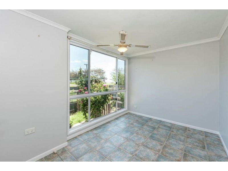 41 Sea Esplanade, Burnett Heads QLD 4670