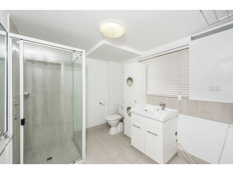 41 Sea Esplanade, Burnett Heads QLD 4670