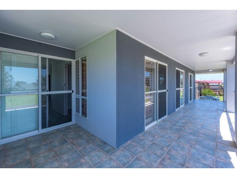 41 Sea Esplanade, Burnett Heads QLD 4670