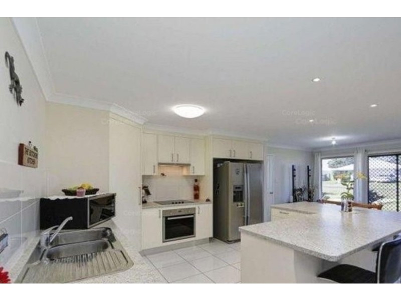 31 Byron Street, Burnett Heads QLD 4670