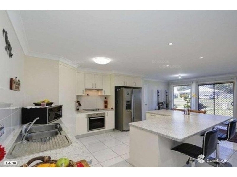 31 Byron Street, Burnett Heads QLD 4670
