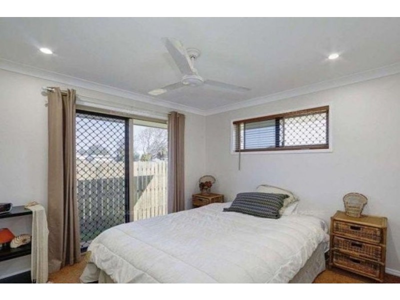 31 Byron Street, Burnett Heads QLD 4670