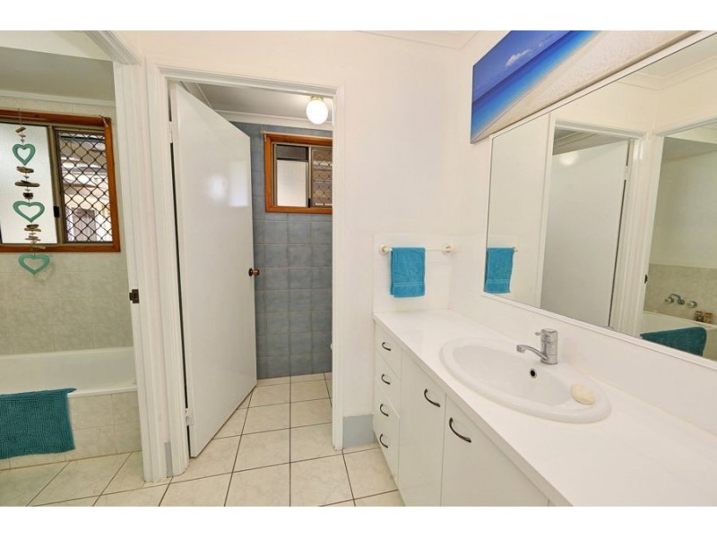 65 Blue Water Drive, Elliott Heads QLD 4670