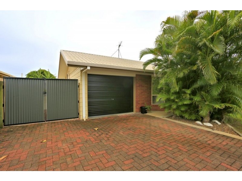 65 Blue Water Drive, Elliott Heads QLD 4670