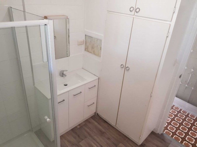 12 Wyllie Street, Kepnock QLD 4670