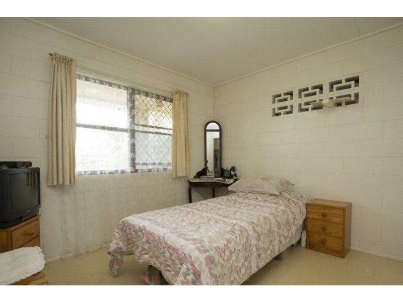 12 Wyllie Street, Kepnock QLD 4670