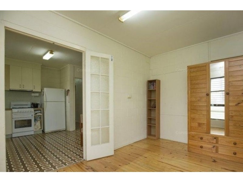 12 Wyllie Street, Kepnock QLD 4670