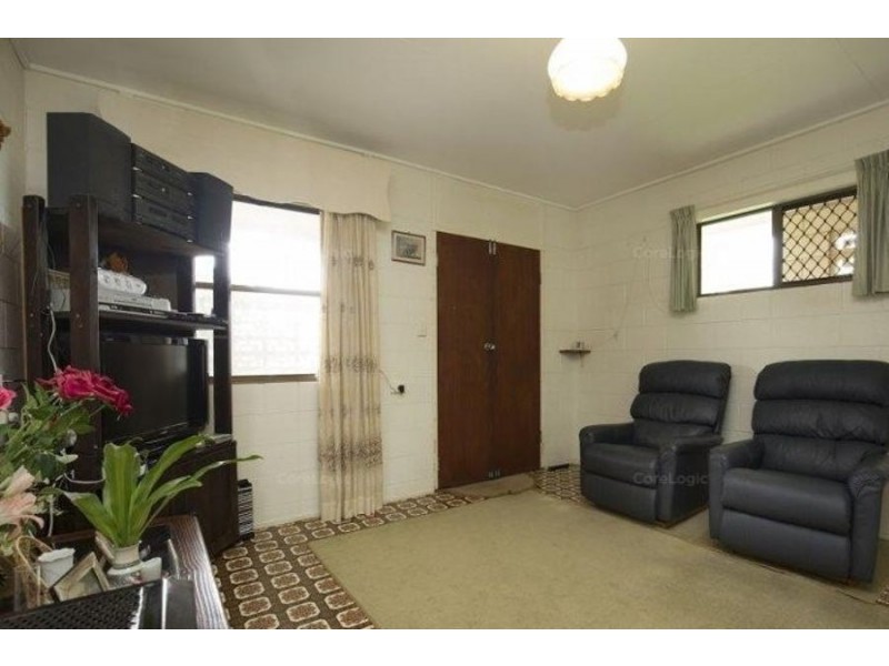 12 Wyllie Street, Kepnock QLD 4670