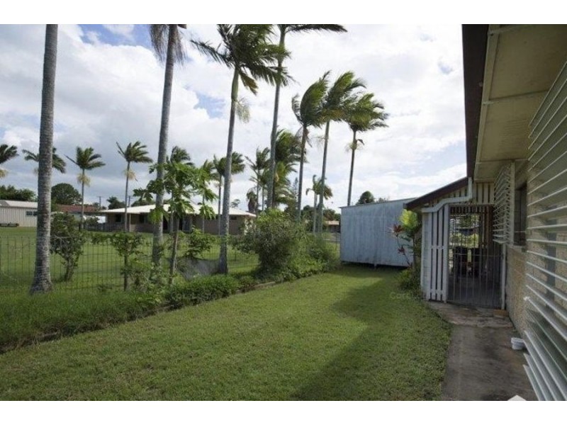 12 Wyllie Street, Kepnock QLD 4670