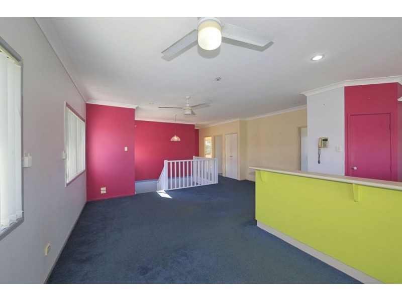 4 Brieschke, Elliott Heads QLD 4670