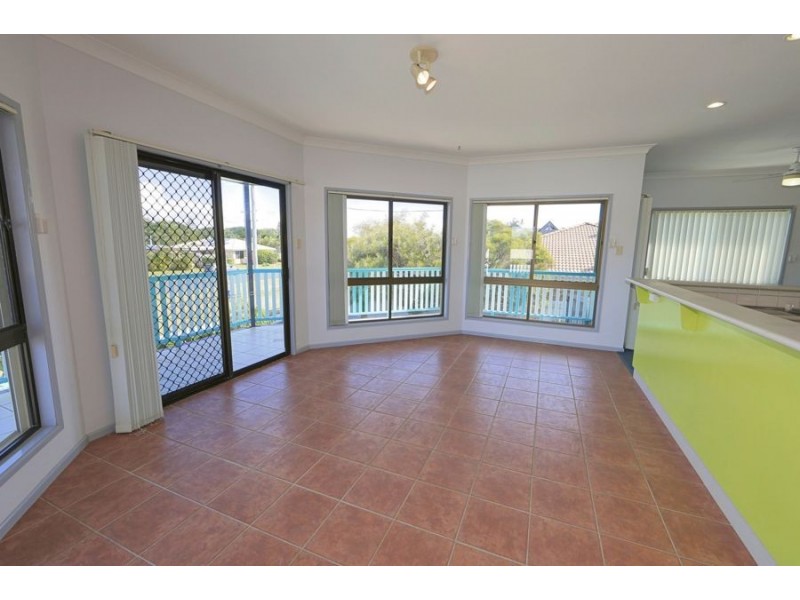 4 Brieschke, Elliott Heads QLD 4670