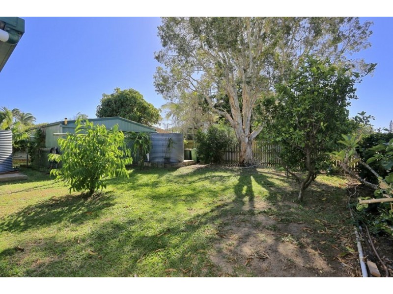 4 Brieschke, Elliott Heads QLD 4670