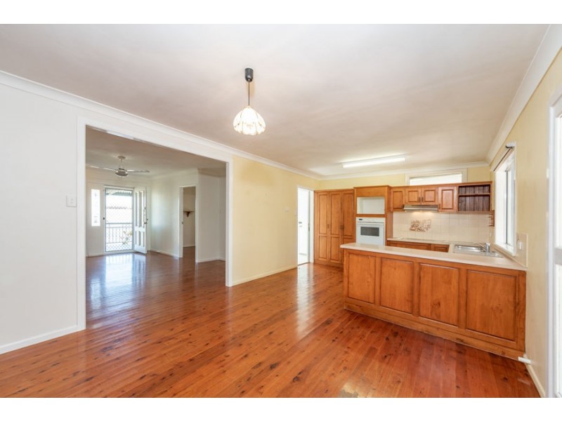 79 Kinch, Burnett Heads QLD 4670