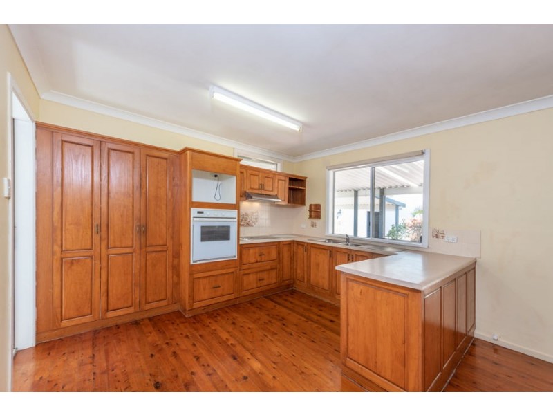 79 Kinch, Burnett Heads QLD 4670