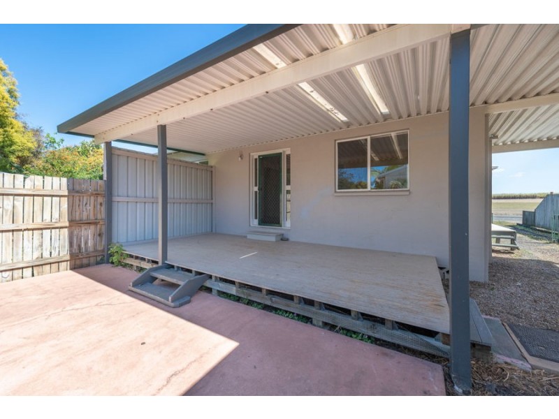 79 Kinch, Burnett Heads QLD 4670
