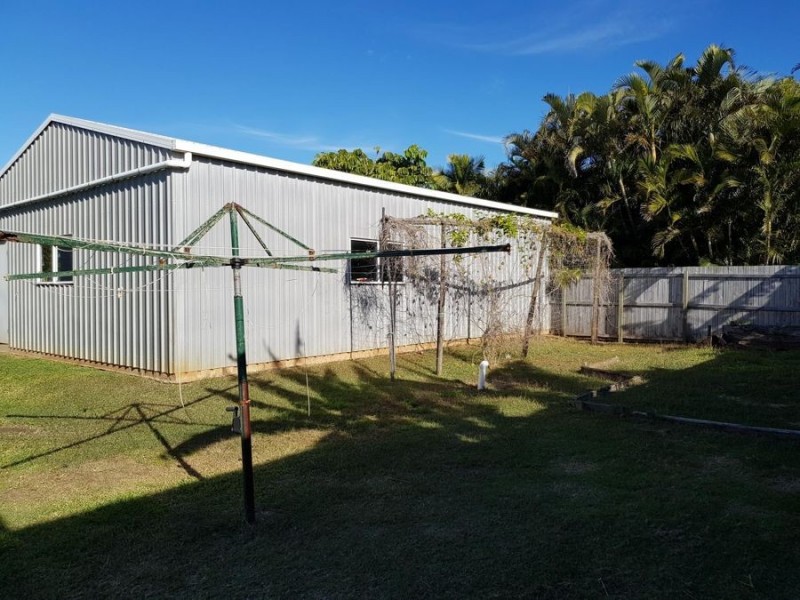 107 Shelley, Burnett Heads QLD 4670