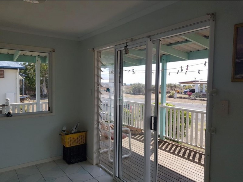 107 Shelley, Burnett Heads QLD 4670