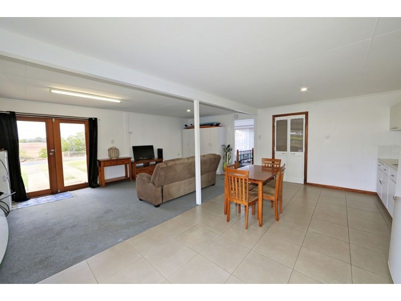 56 Welch street, Elliott Heads QLD 4670