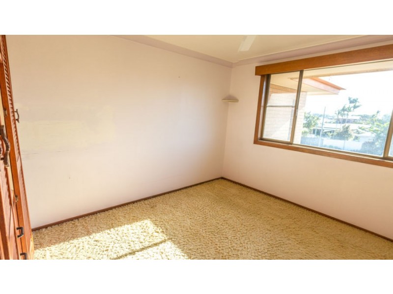 11 Bathurst street, Elliott Heads QLD 4670