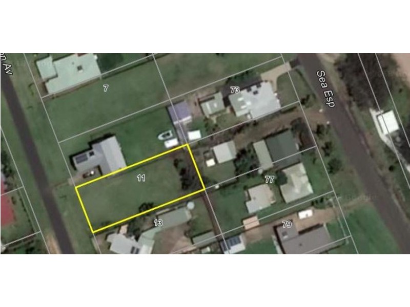 11 Nielson Avenue, Burnett Heads QLD 4670