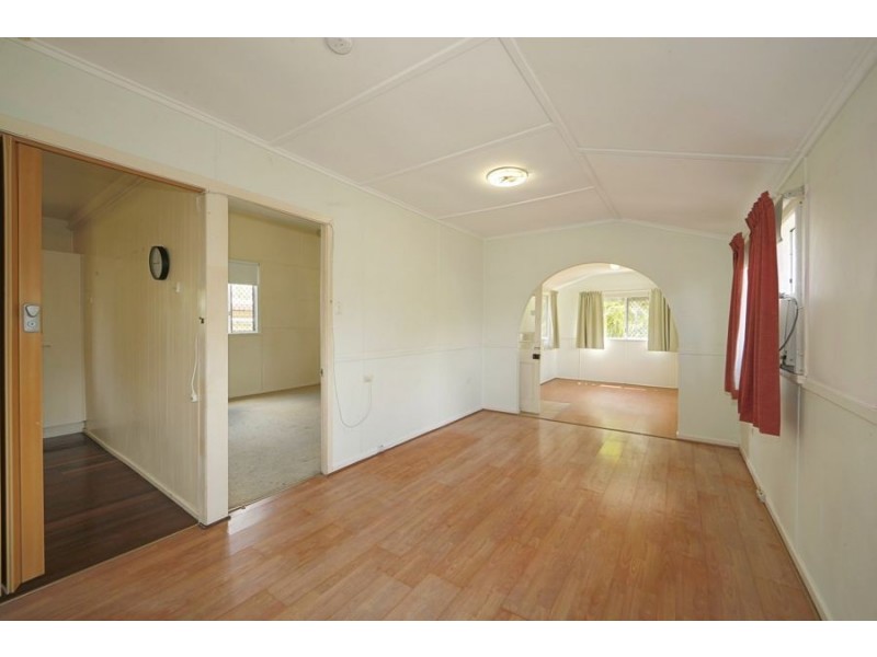 6 young, Bundaberg North QLD 4670