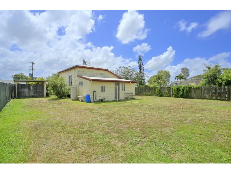 6 young, Bundaberg North QLD 4670