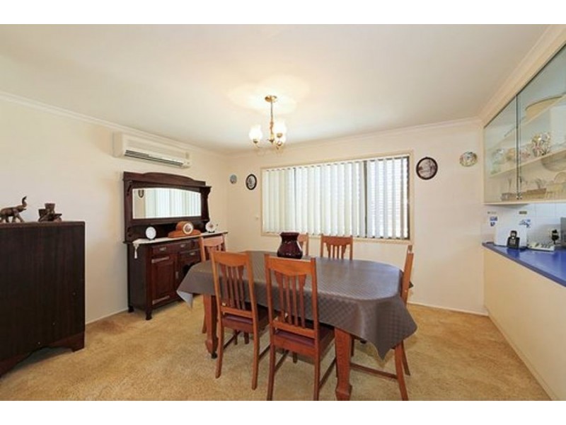 24 Dante Street, Burnett Heads QLD 4670