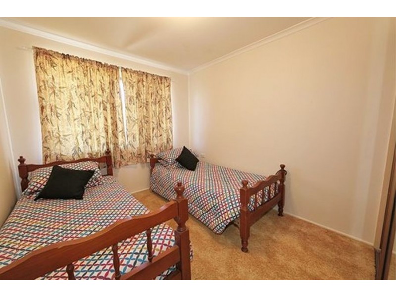 24 Dante Street, Burnett Heads QLD 4670