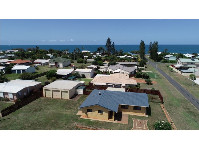 24 Dante Street, Burnett Heads QLD 4670