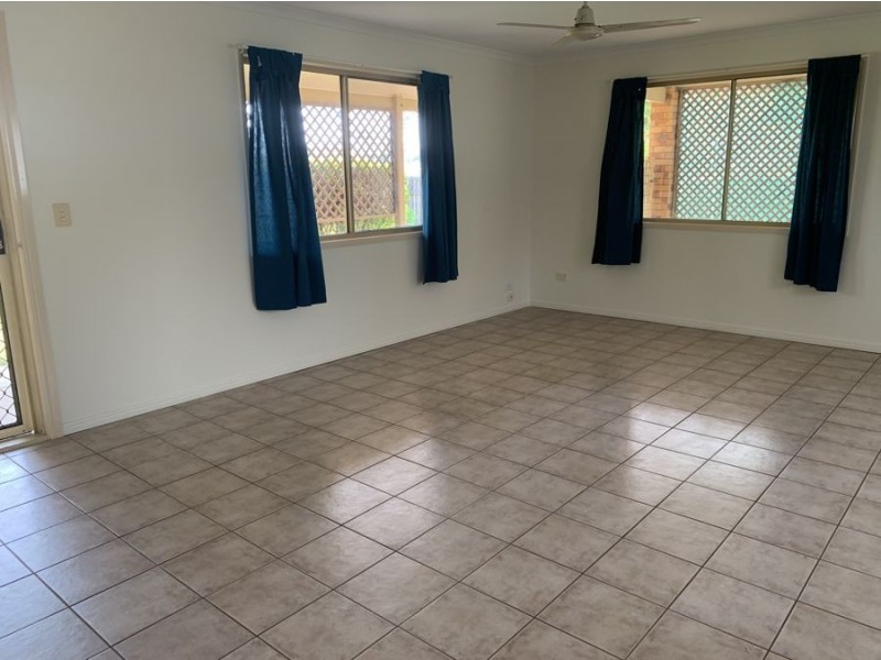 30 Moore Street, Elliott Heads QLD 4670
