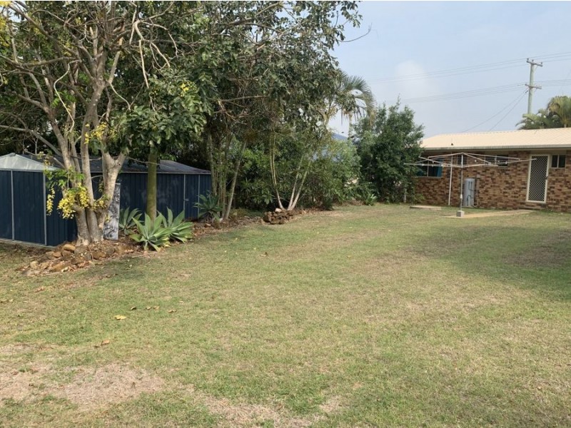 30 Moore Street, Elliott Heads QLD 4670