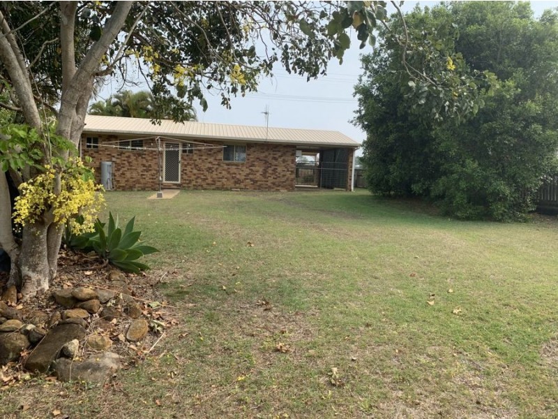 30 Moore Street, Elliott Heads QLD 4670
