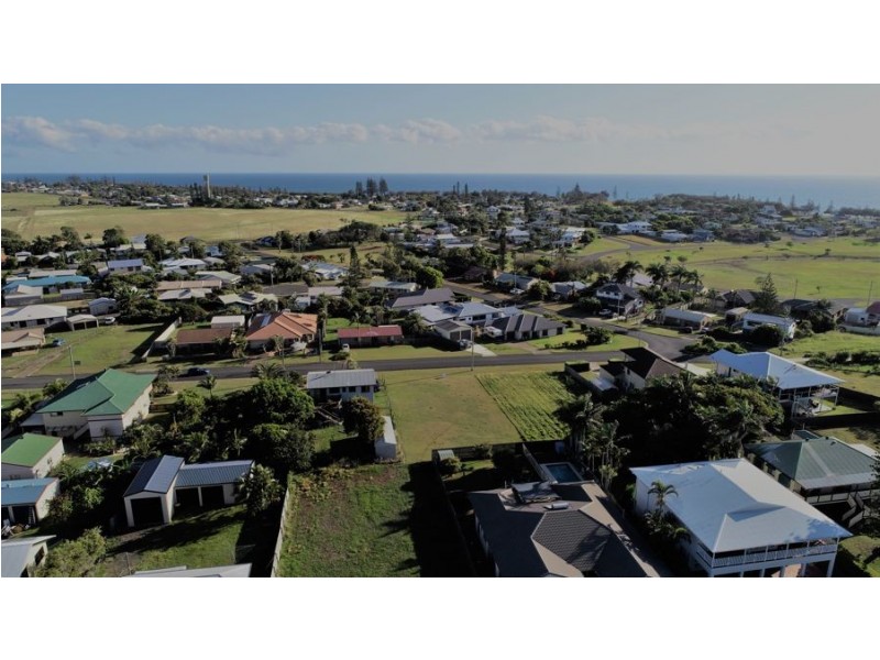 38 LIhs  street, Elliott Heads QLD 4670
