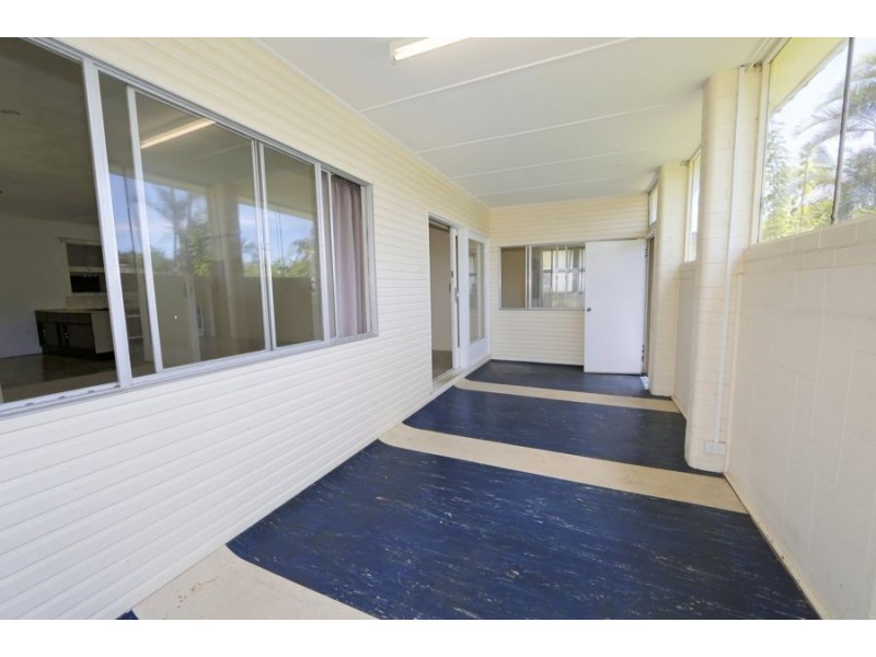 3 Bennett Street, Elliott Heads QLD 4670