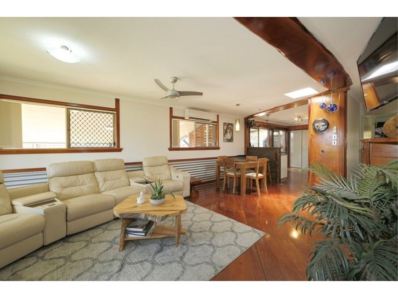 8 Aldridge Street, Burnett Heads QLD 4670