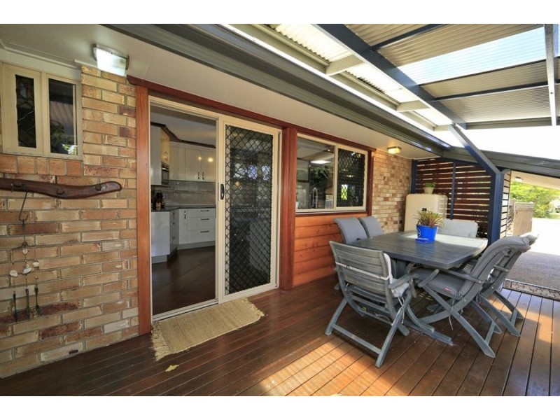 8 Aldridge Street, Burnett Heads QLD 4670