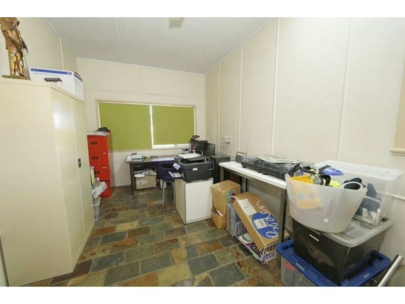 198 paynes road, Alloway QLD 4670