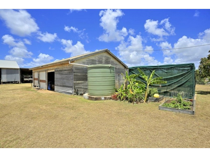 198 paynes road, Alloway QLD 4670