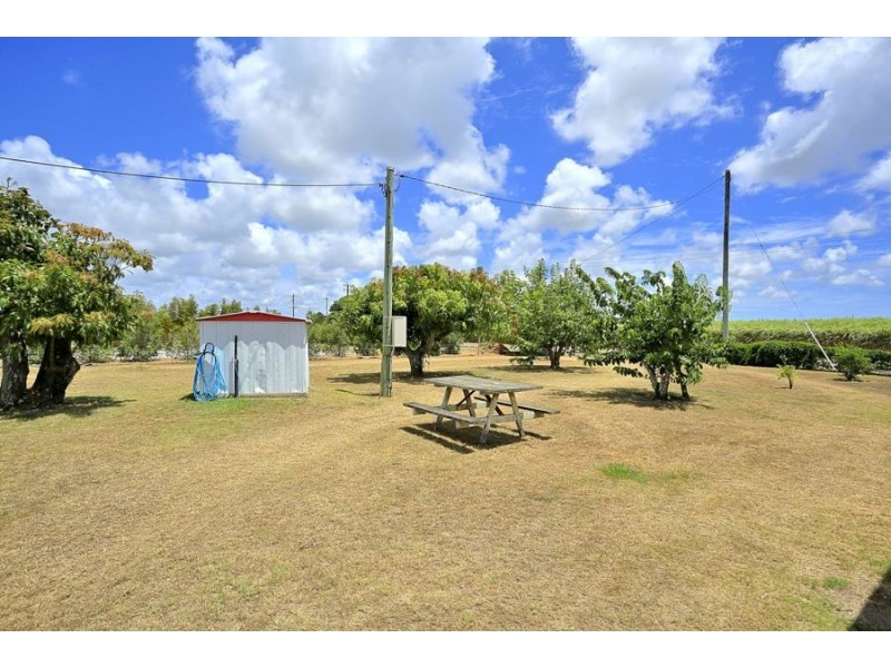 198 paynes road, Alloway QLD 4670