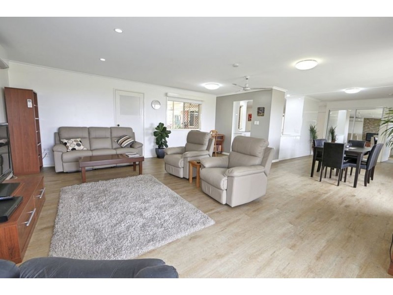 121 shelley street, Burnett Heads QLD 4670