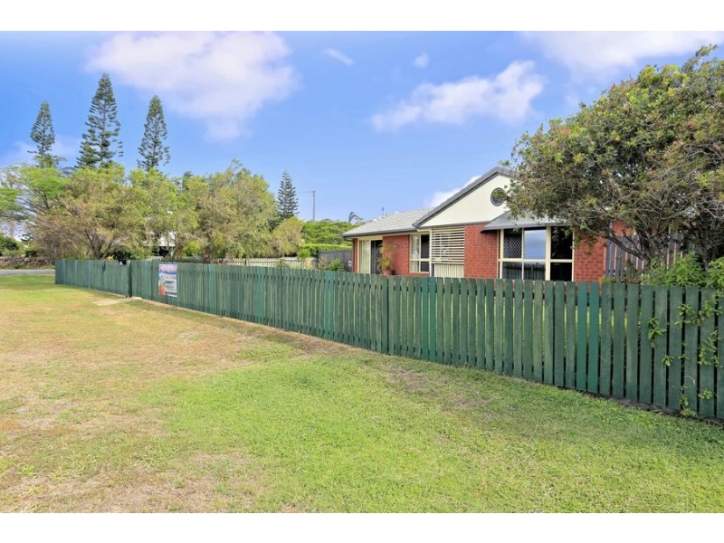 121 shelley street, Burnett Heads QLD 4670