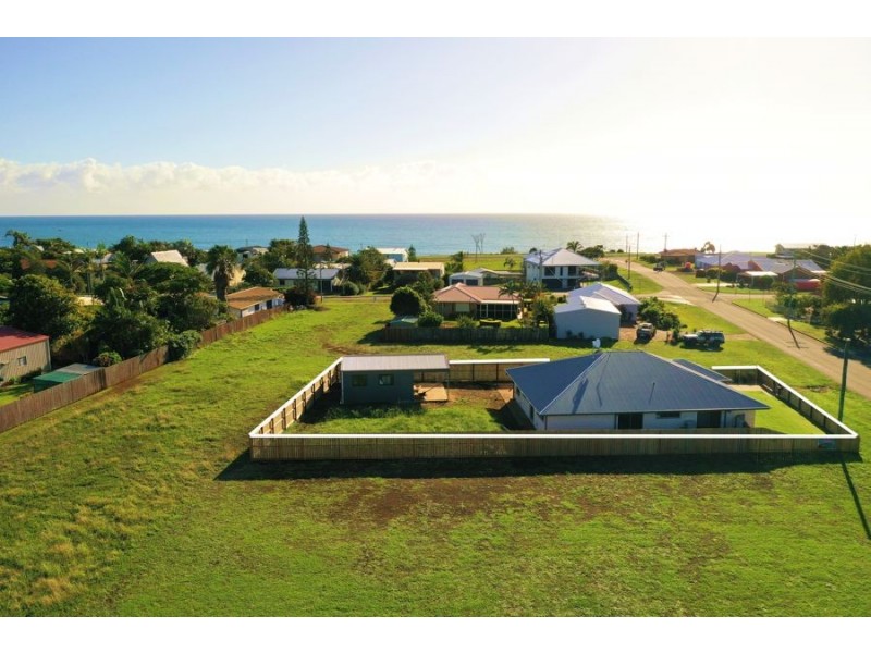 52 Rickerts road, Burnett Heads QLD 4670