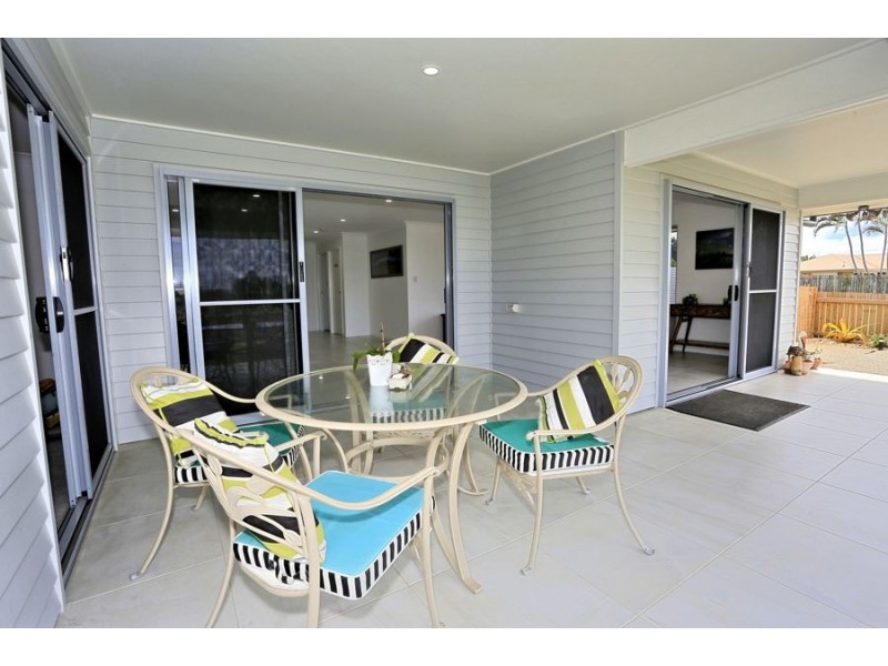 52 Rickerts road, Burnett Heads QLD 4670