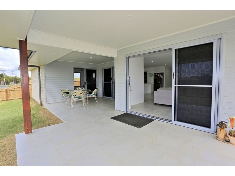 52 Rickerts road, Burnett Heads QLD 4670